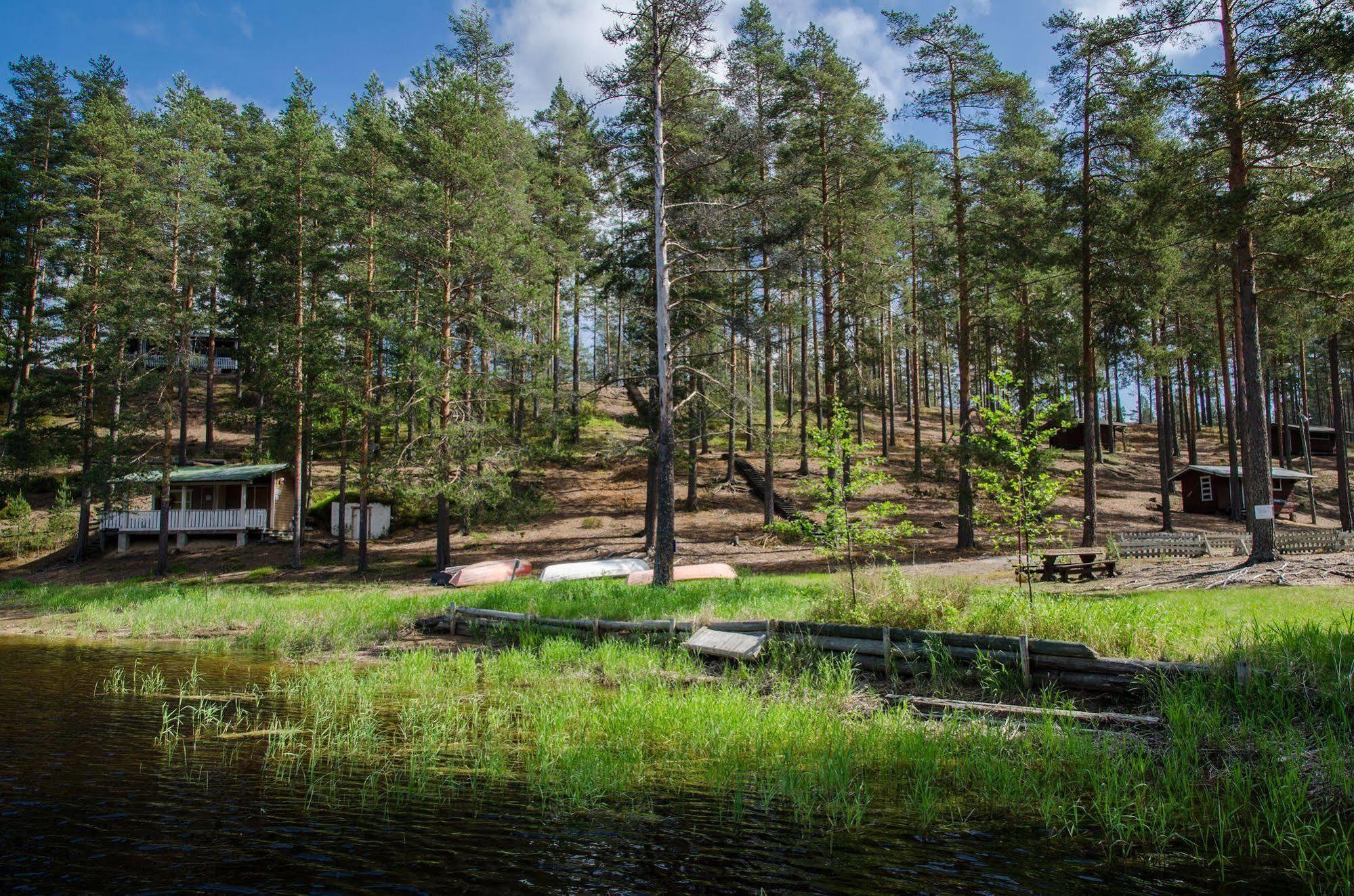 Ahvenlampi Camping Saarijärvi Zewnętrze zdjęcie